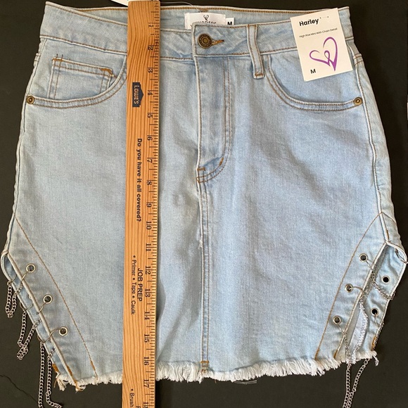 Harley Chain-Detail Denim Mini Skirt by Windsor Denim, Women’s Size M - Picture 6 of 16